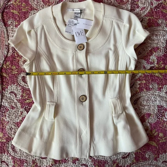 DVF Ensemble - Picture 8 of 16